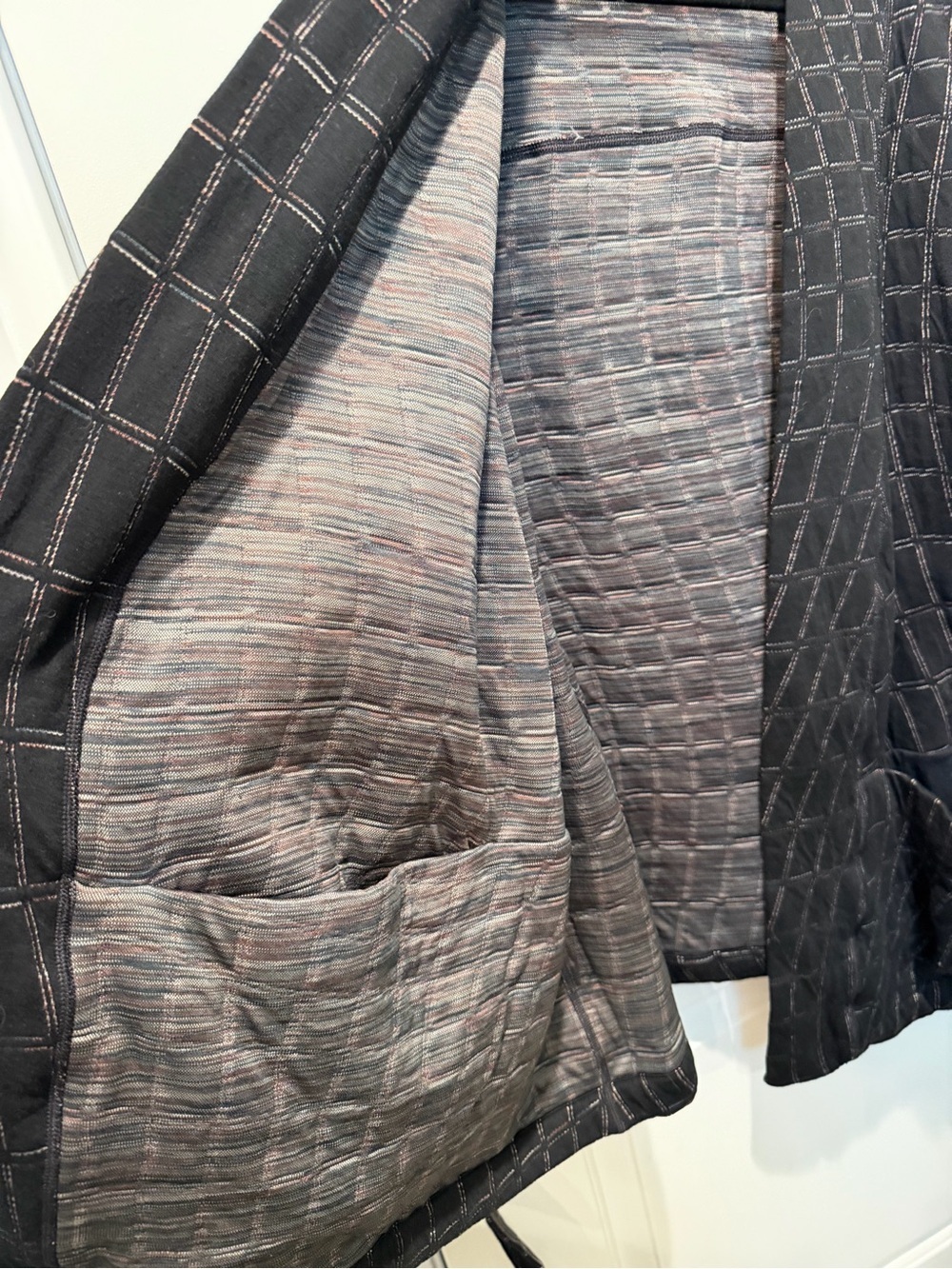 Nike Yoga Reversible Therma Fit Luxe Robe - Picture 7 of 8